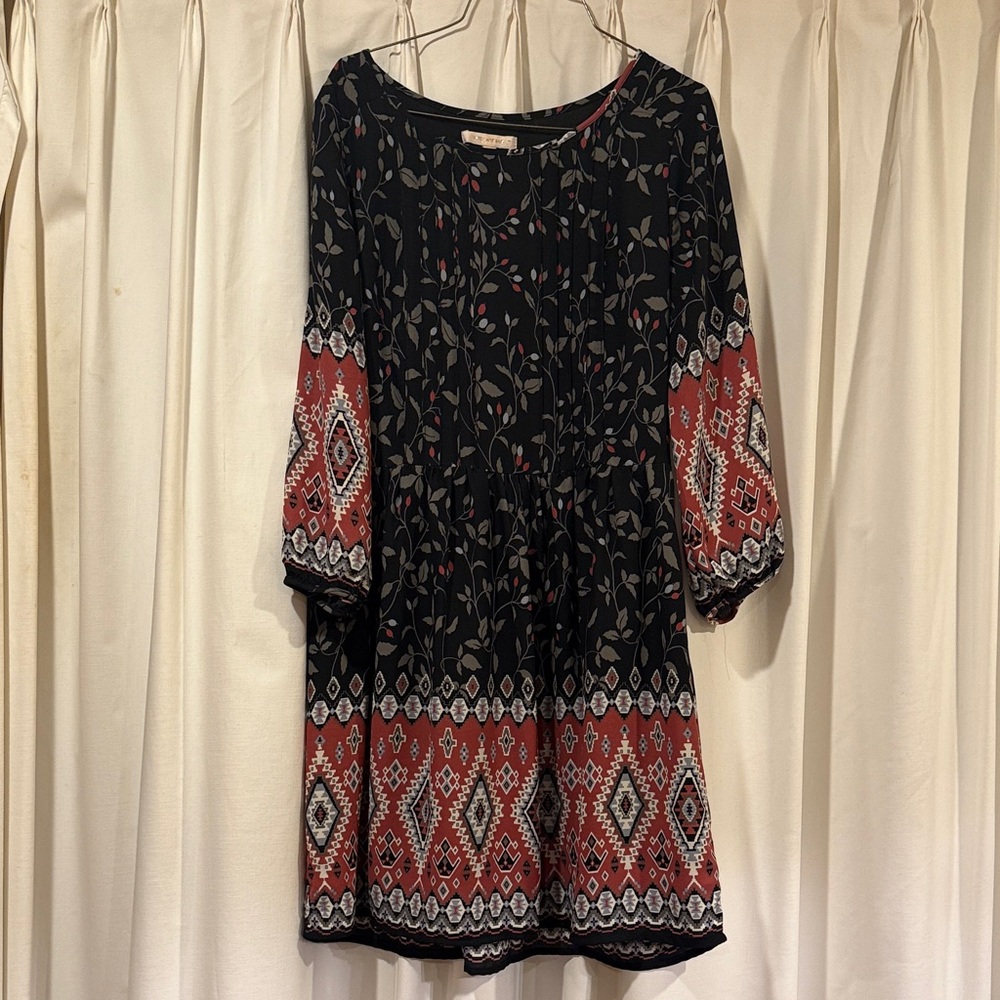 Skies Are Blue Black and Red Patterned Long Sleeve Dress